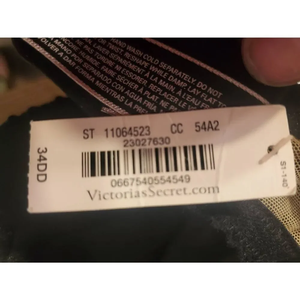 NWT Victoria Secret Very Sexy Push-Up Bra Size 34DD Black Lace Over Nude.